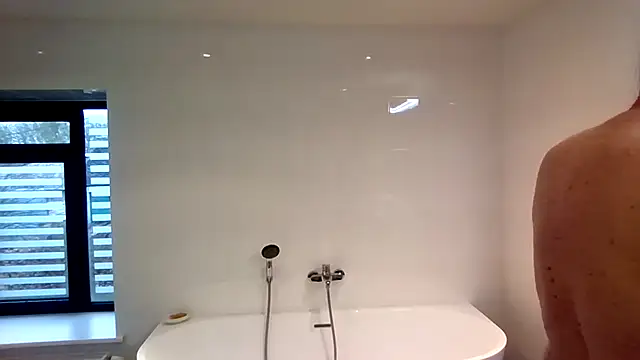 Snapshot of HotLucas66 chatting on 03-31-26, 05:52 HotLucas66 online show from 03-31-26, 05:52