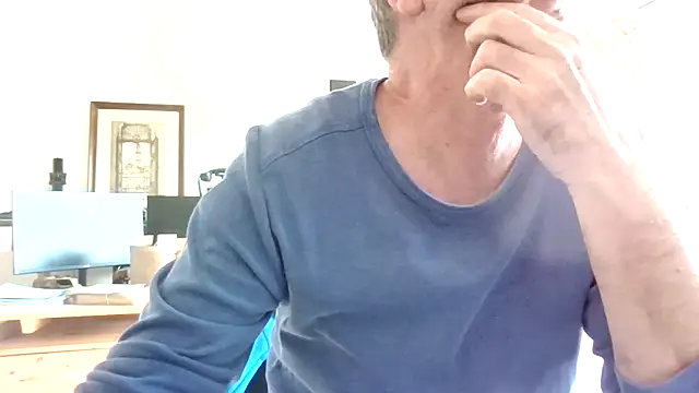 Snapshot of HotLucas66 chatting on 04-01-26, 01:41 HotLucas66 online show from 04-01-26, 01:41