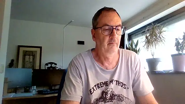 HotLucas66 online show from 06-25-26, 03:05