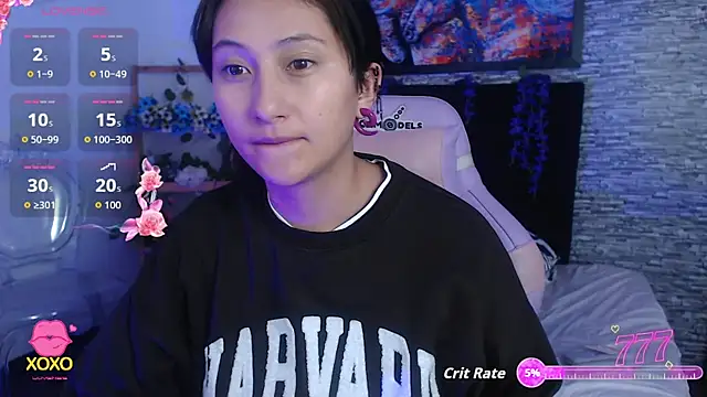 Snapshot of eyes_moonn chatting on 05-29-26, 12:25 eyes moonn online show from 05-29-26, 12:25