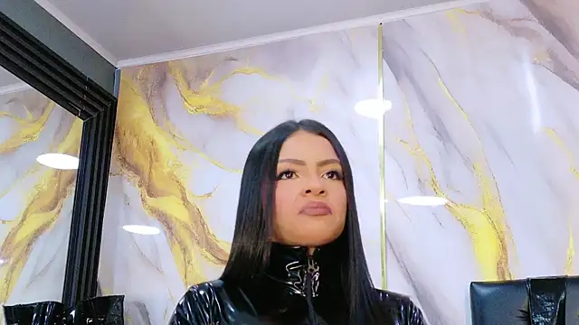 Snapshot of LindaFrancoo chatting on 07-10-26, 04:20 LindaFrancoo online show from 07-10-26, 04:20