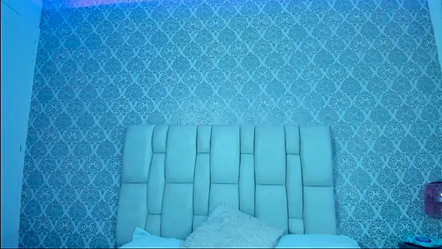 Snapshot of erizdarkveyl chatting on 06-30-26, 04:57 erizdarkveyl online show from 06-30-26, 04:57