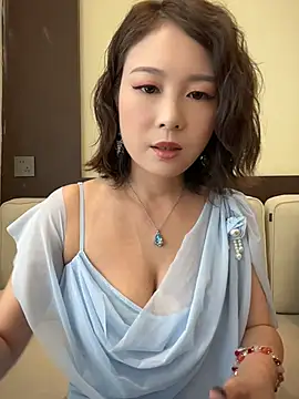 Snapshot of Lola666999 chatting on 06-14-26, 06:59 Lola666999 online show from 06-14-26, 06:59