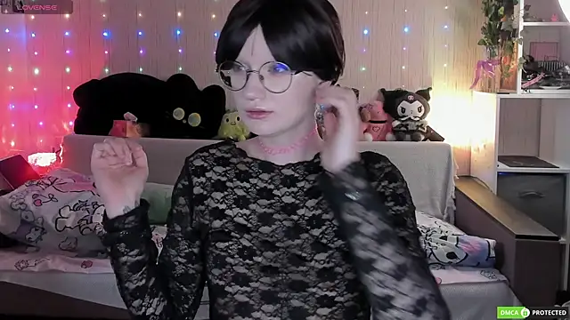JulietFisher online show from 05-14-26, 03:24