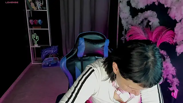 Amelia goth online show from 06-04-26, 10:54