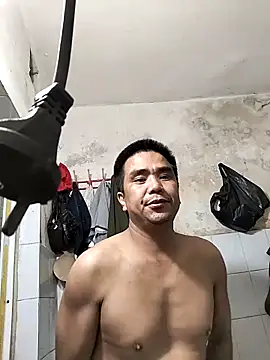 Snapshot of Tinh_love chatting on 03-25-26, 12:33 Tinh love online show from 03-25-26, 12:33