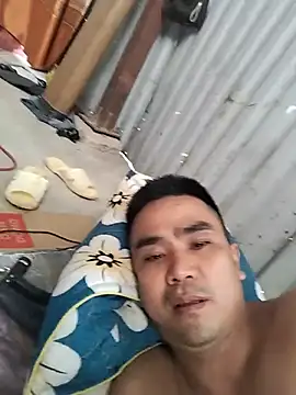 Snapshot of Tinh_love chatting on 07-05-26, 04:19 Tinh love online show from 07-05-26, 04:19
