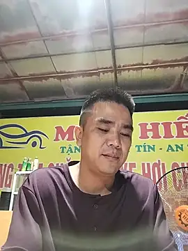 Snapshot of Tinh_love chatting on 07-06-26, 03:03 Tinh love online show from 07-06-26, 03:03