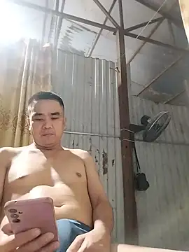 Snapshot of Tinh_love chatting on 08-03-26, 11:37 Tinh love online show from 08-03-26, 11:37