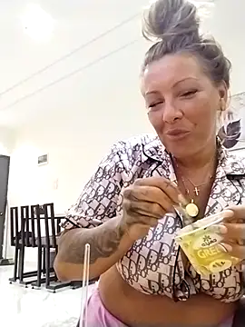 Exotic ParisX online show from 04-01-26, 04:15