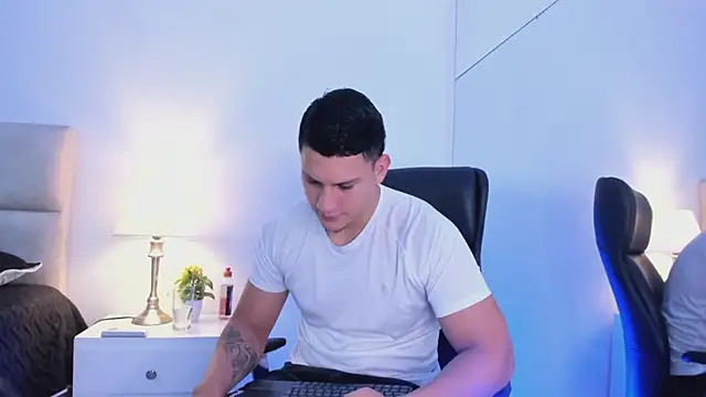 Chriss Diamond online show from 06-01-26, 08:54