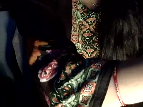 Shinny  online show from 04-21-26, 04:01