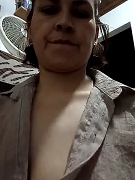 Snapshot of chinitasol chatting on 03-27-26, 08:26 chinitasol online show from 03-27-26, 08:26