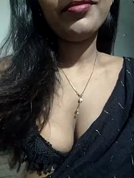 Snapshot of khushi_ji00 chatting on 05-20-26, 07:09 khushi ji00 online show from 05-20-26, 07:09