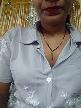 Snapshot of khushi_ji00 chatting on 06-17-26, 10:28 khushi ji00 online show from 06-17-26, 10:28