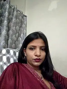 Snapshot of khushi_ji00 chatting on 07-06-26, 04:09 khushi ji00 online show from 07-06-26, 04:09