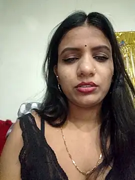 Snapshot of khushi_ji00 chatting on 07-12-26, 05:15 khushi ji00 online show from 07-12-26, 05:15
