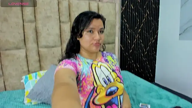 Snapshot of natasha_adam21 chatting on 06-11-26, 01:38 natasha adam21 online show from 06-11-26, 01:38