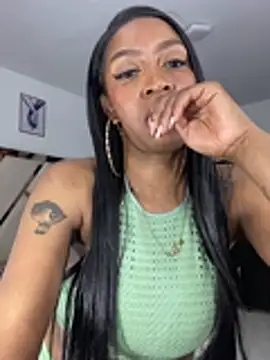 Snapshot of SarayCortez chatting on 07-07-26, 01:30 SarayCortez online show from 07-07-26, 01:30