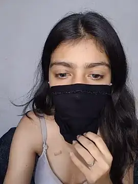 Snapshot of Prihu143 chatting on 06-25-26, 04:33 Prihu143 online show from 06-25-26, 04:33