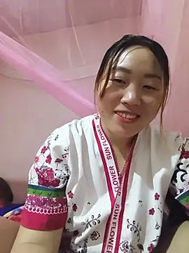 Snapshot of he-se-kin chatting on 07-12-26, 02:46 he-se-kin online show from 07-12-26, 02:46