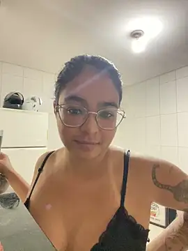 lumin9002 online show from 06-22-26, 05:59