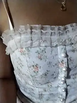 Snapshot of Hoabattu-66 chatting on 03-26-26, 04:40 Hoabattu-66 online show from 03-26-26, 04:40