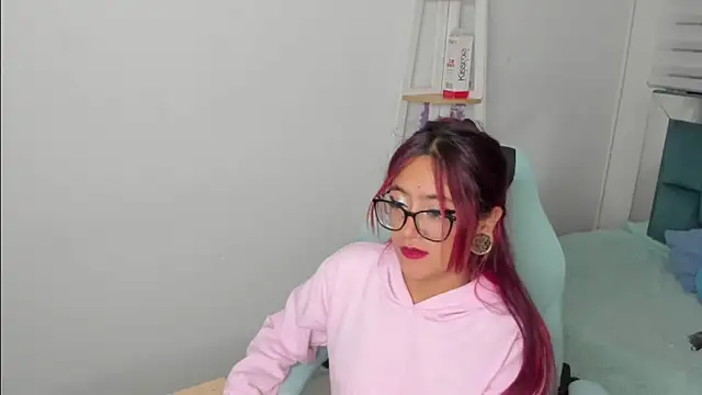 Sara Red X online show from 05-31-26, 03:26