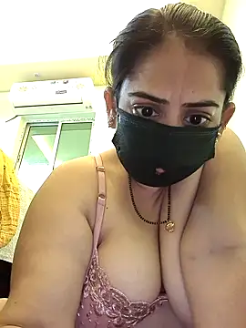 Snapshot of sonalidey5564 chatting on 03-28-26, 11:54 sonalidey5564 online show from 03-28-26, 11:54