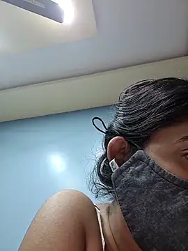 Snapshot of sonalidey5564 chatting on 04-11-26, 03:16 sonalidey5564 online show from 04-11-26, 03:16