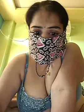 Snapshot of sonalidey5564 chatting on 04-14-26, 09:15 sonalidey5564 online show from 04-14-26, 09:15