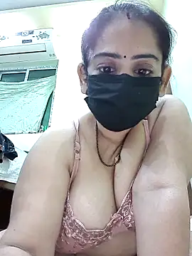 Snapshot of sonalidey5564 chatting on 05-08-26, 02:55 sonalidey5564 online show from 05-08-26, 02:55
