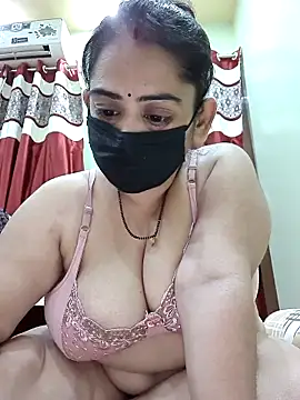 Snapshot of sonalidey5564 chatting on 05-15-26, 02:24 sonalidey5564 online show from 05-15-26, 02:24