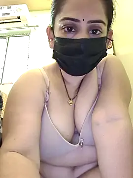Snapshot of sonalidey5564 chatting on 05-22-26, 06:31 sonalidey5564 online show from 05-22-26, 06:31