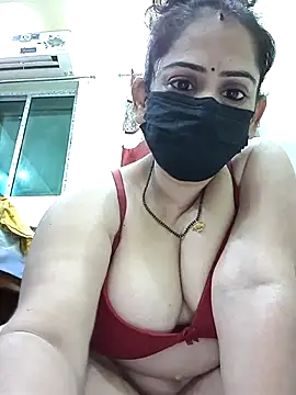 Snapshot of sonalidey5564 chatting on 05-26-26, 02:02 sonalidey5564 online show from 05-26-26, 02:02