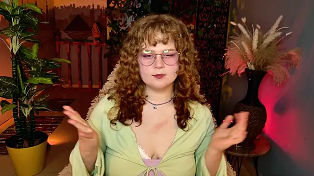 SaraSweetness online show from 04-03-26, 09:18
