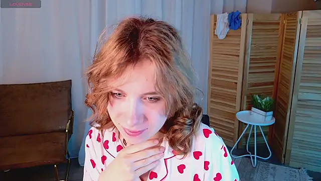 Snapshot of miraiakik chatting on 06-20-26, 06:27 miraiakik online show from 06-20-26, 06:27