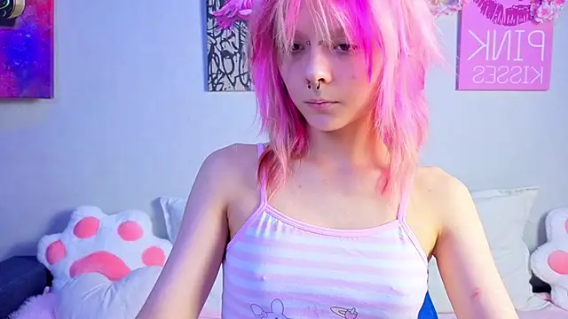 PerryKitty online show from 07-13-26, 03:48