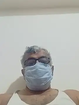 Snapshot of mature55 chatting on 05-28-26, 12:46 mature55 online show from 05-28-26, 12:46