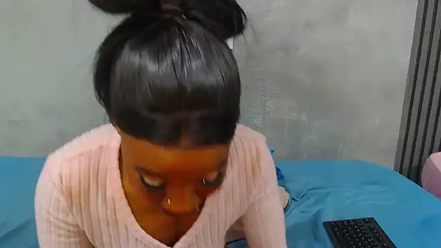Snapshot of kinkynaghty chatting on 07-20-26, 01:09 kinkynaghty online show from 07-20-26, 01:09