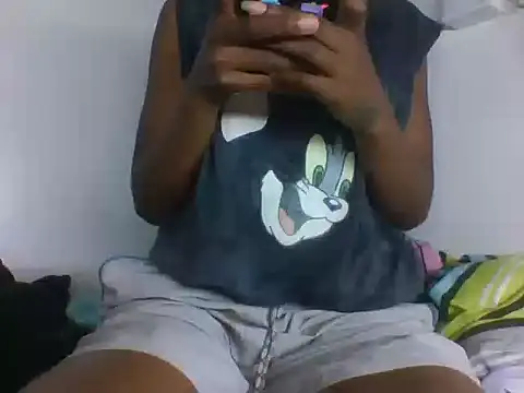 Snapshot of kamza37 chatting on 03-31-26, 05:57 kamza37 online show from 03-31-26, 05:57