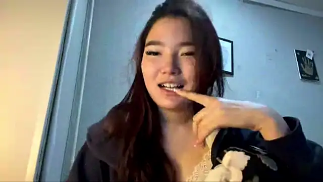 Snapshot of LammingLoner chatting on 05-20-26, 04:02 LammingLoner online show from 05-20-26, 04:02