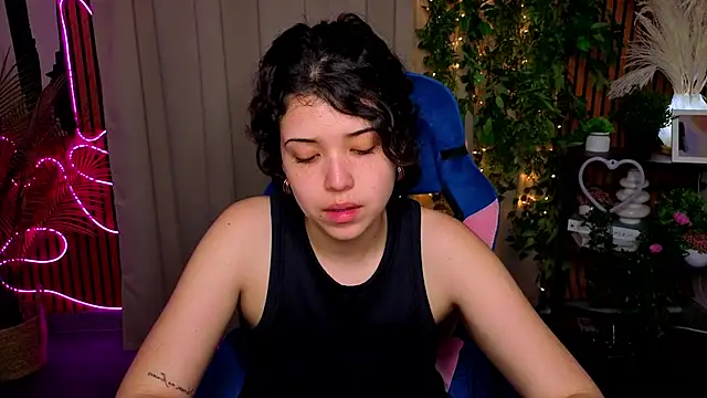 MariaHadson online show from 03-30-26, 01:56