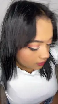 Snapshot of Saraa_M chatting on 05-31-26, 03:52 Saraa M online show from 05-31-26, 03:52