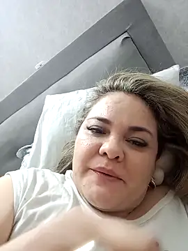 Snapshot of Natashablade__ chatting on 04-10-26, 11:53 Natashablade online show from 04-10-26, 11:53