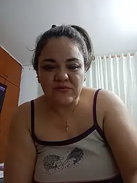Snapshot of Natashablade__ chatting on 05-16-26, 02:30 Natashablade online show from 05-16-26, 02:30