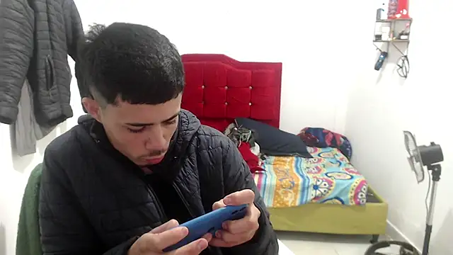 Snapshot of Jairito_989 chatting on 07-09-26, 02:43 Jairito 989 online show from 07-09-26, 02:43