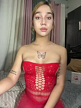 Snapshot of xElisParadisex chatting on 06-30-26, 02:34 xElisParadisex online show from 06-30-26, 02:34