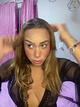 Snapshot of Jullyanaximeness chatting on 06-03-26, 11:21 Jullyanaximeness online show from 06-03-26, 11:21