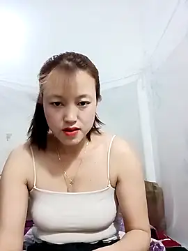 Snapshot of -Bitilu- chatting on 04-17-26, 01:36 -Bitilu- online show from 04-17-26, 01:36